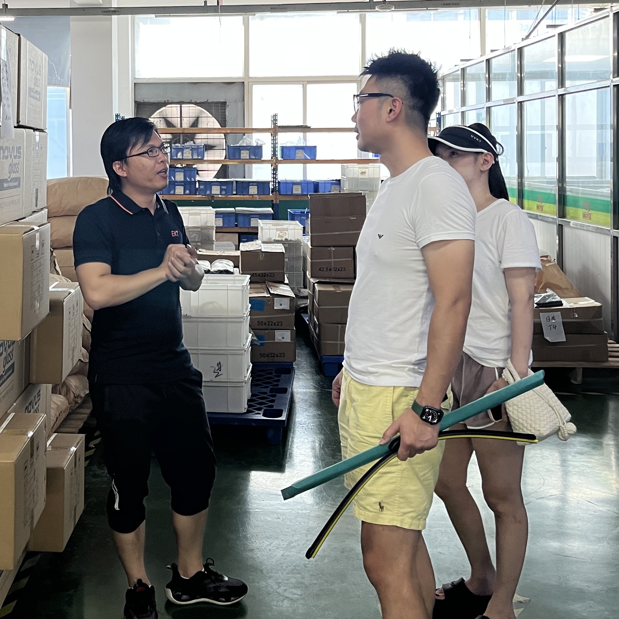 Warum besuchten australische Kunden die Yujin Wiper Blades Factory innerhalb eines Monats zweimal?